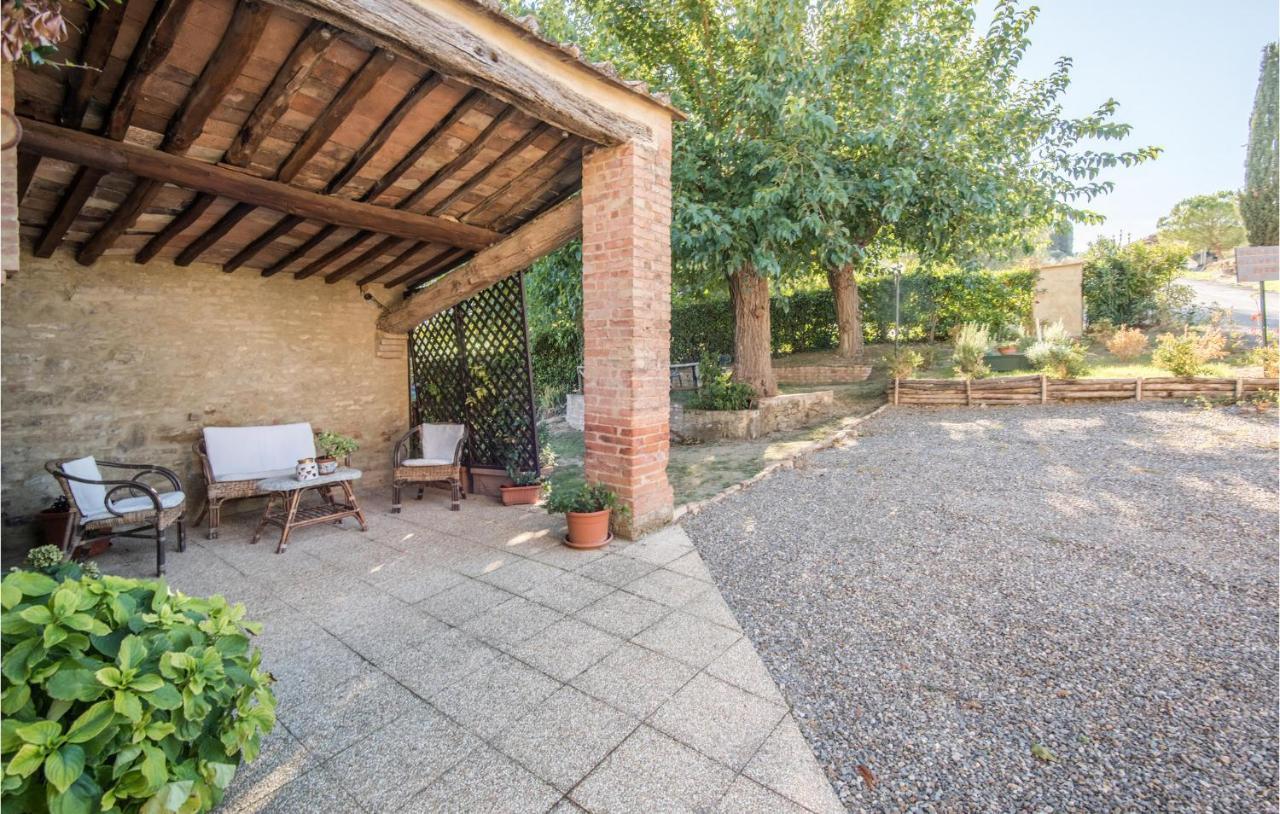 Gorgeous Home In Montalcino With Kitchen Buitenkant foto