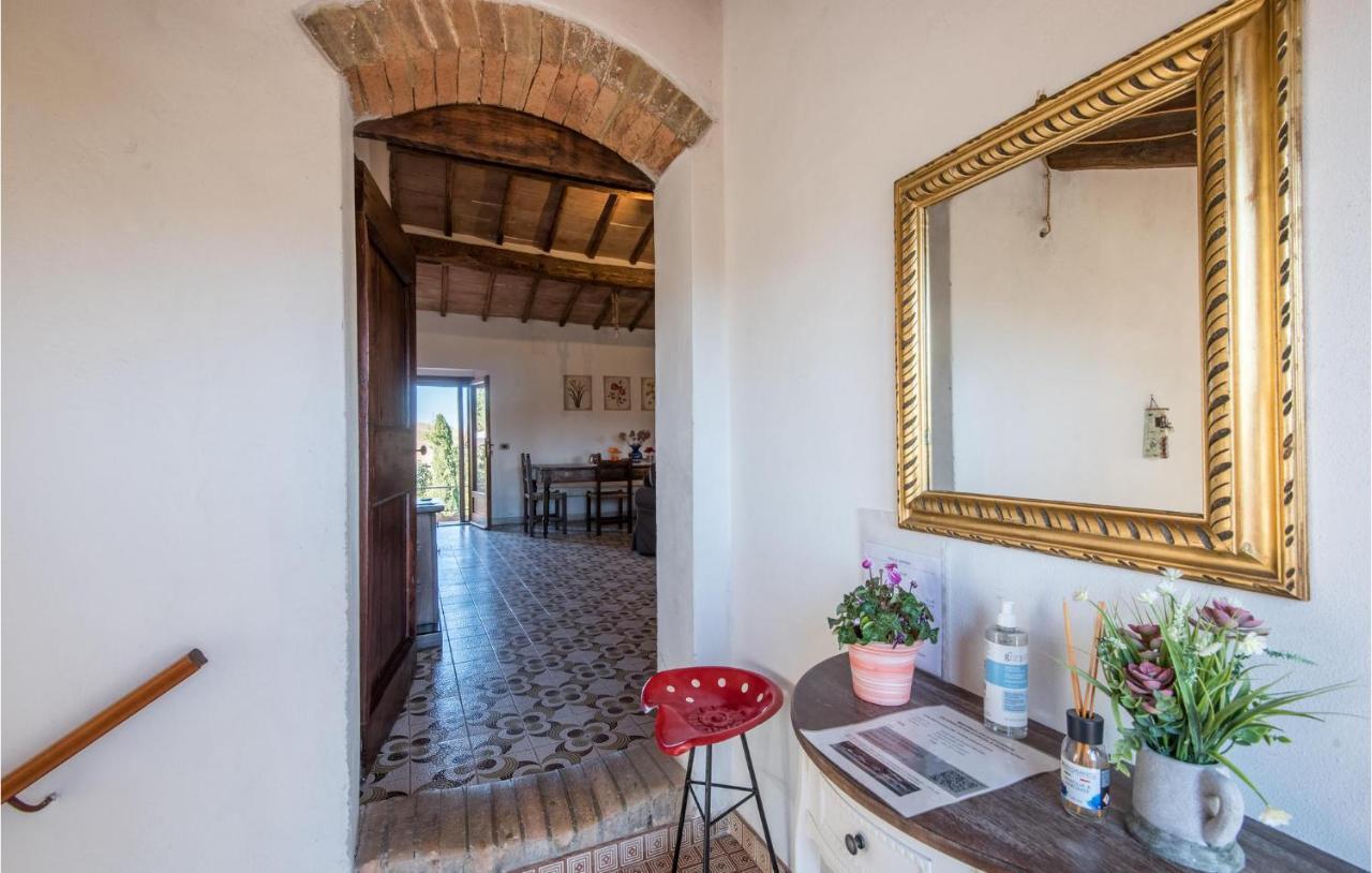 Gorgeous Home In Montalcino With Kitchen Buitenkant foto