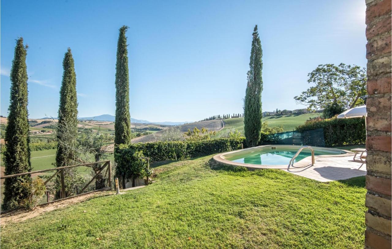 Gorgeous Home In Montalcino With Kitchen Buitenkant foto
