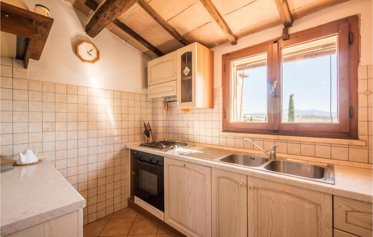 Gorgeous Home In Montalcino With Kitchen Buitenkant foto